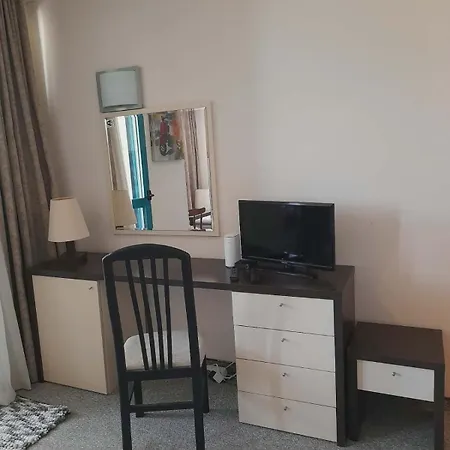Апартаменти Private In Berlin Golden Sands